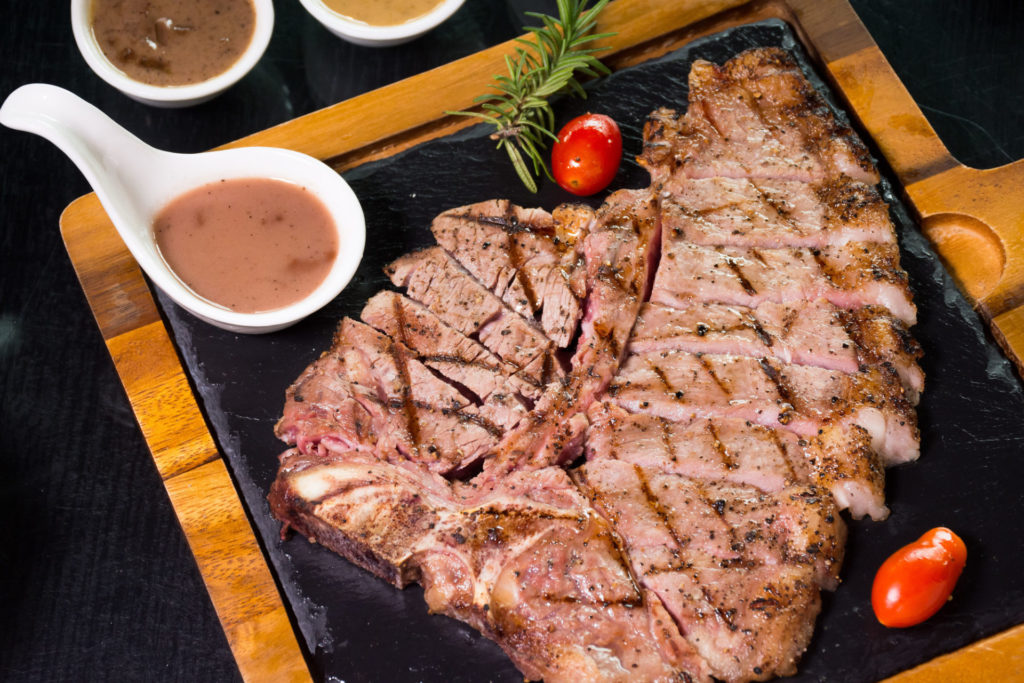 T-Bone Steak สเต็กทีโบนเนื้อไทย ร้านรสดีเด็ด