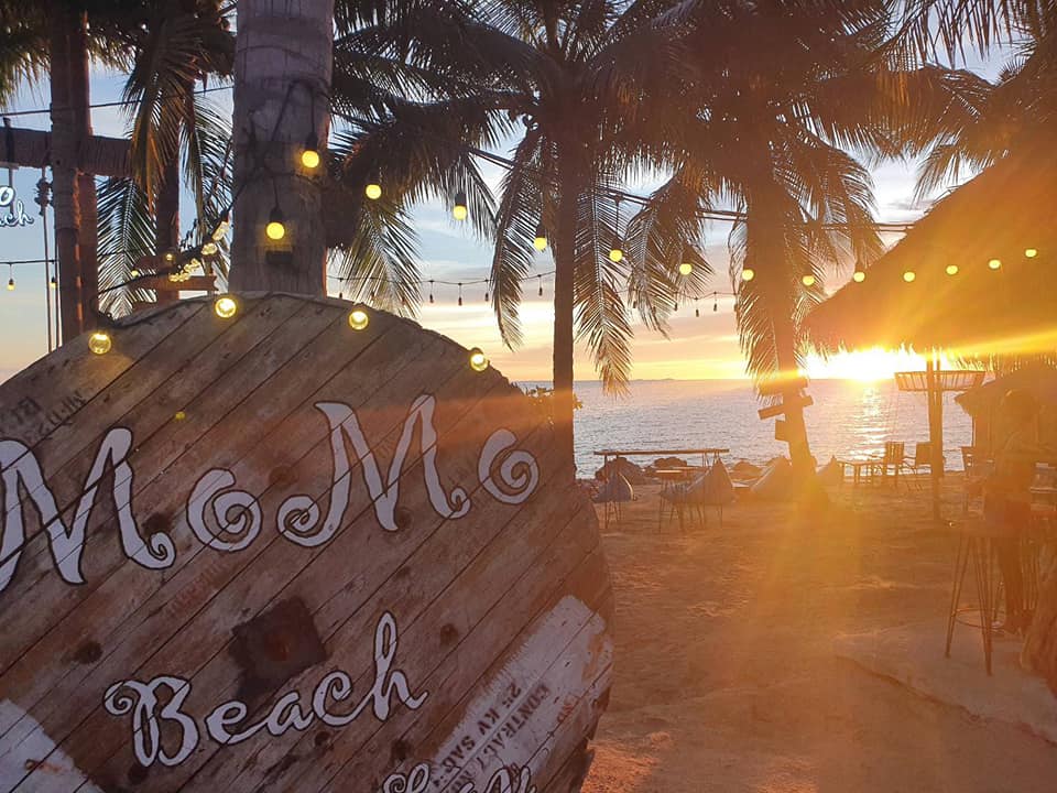 Momo Beach Bar 2