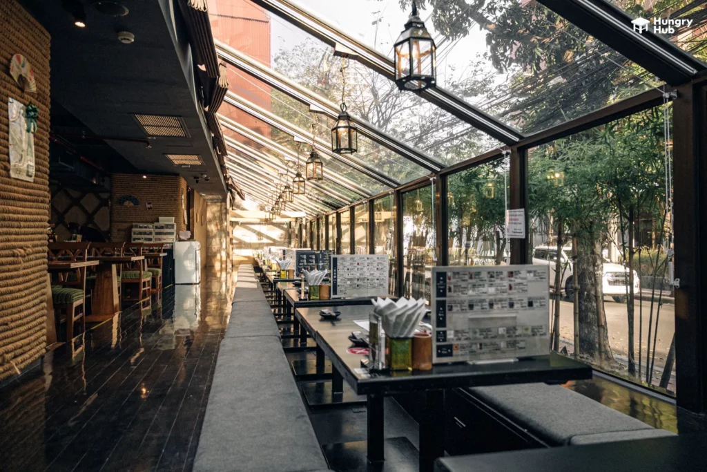 บรรยากาศร้านโทกะ