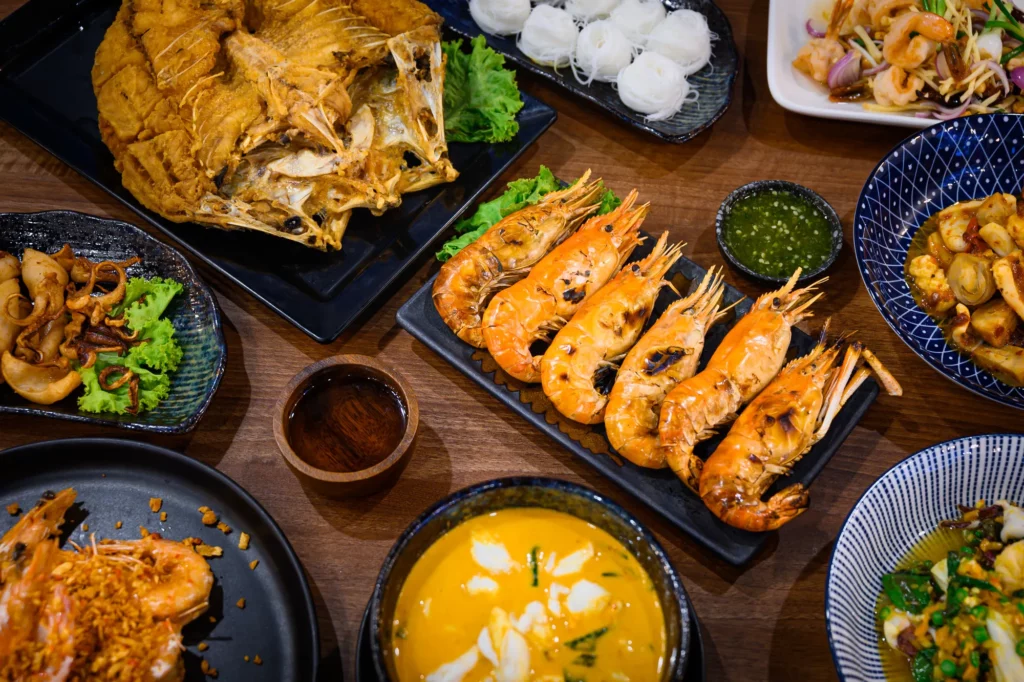 ทะเล อารีย์