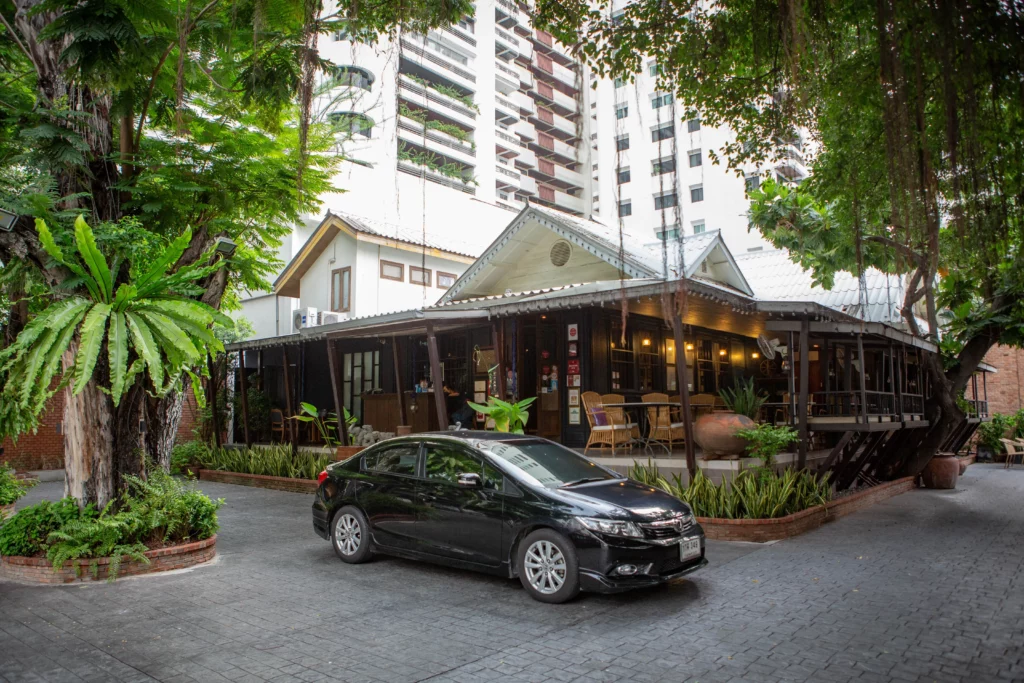 The Local by Oam Thong Thai Cuisine​ ร้านอาหารครอบครัว วันพ่อแห่งชาติ