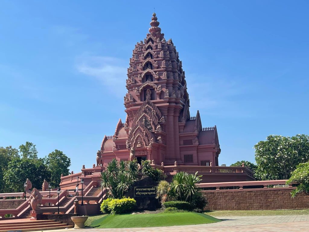 วัดป่าเขาน้อย ที่เที่ยวปีใหม่ 2566