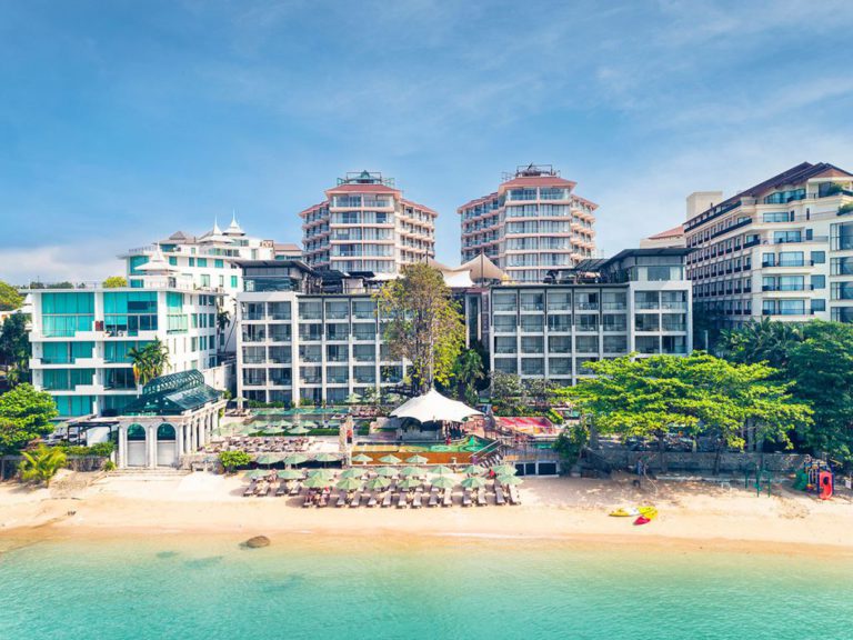 Pattaya Modus Beachfront Resort (1)