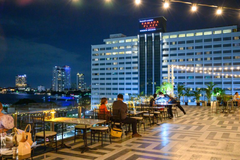Top Knot Rooftop Bar & Restaurant at Hotel Once (10)