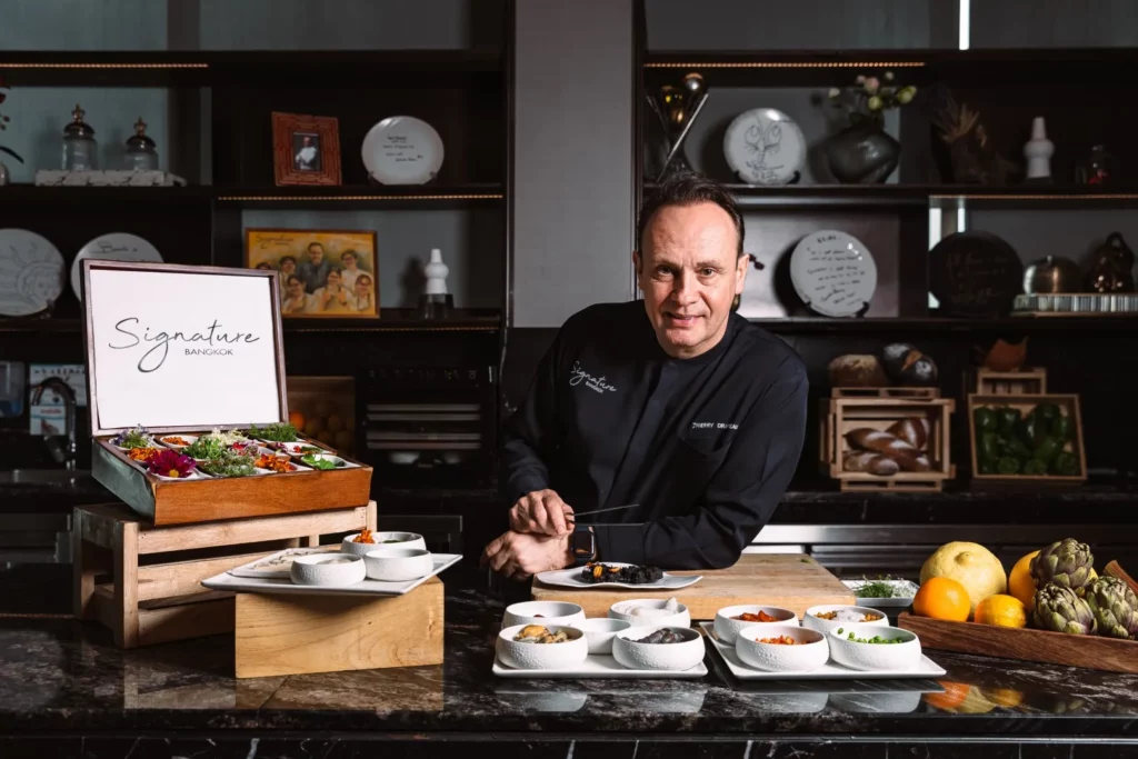 Signature Bangkok Fine Dining กินคนเดียว