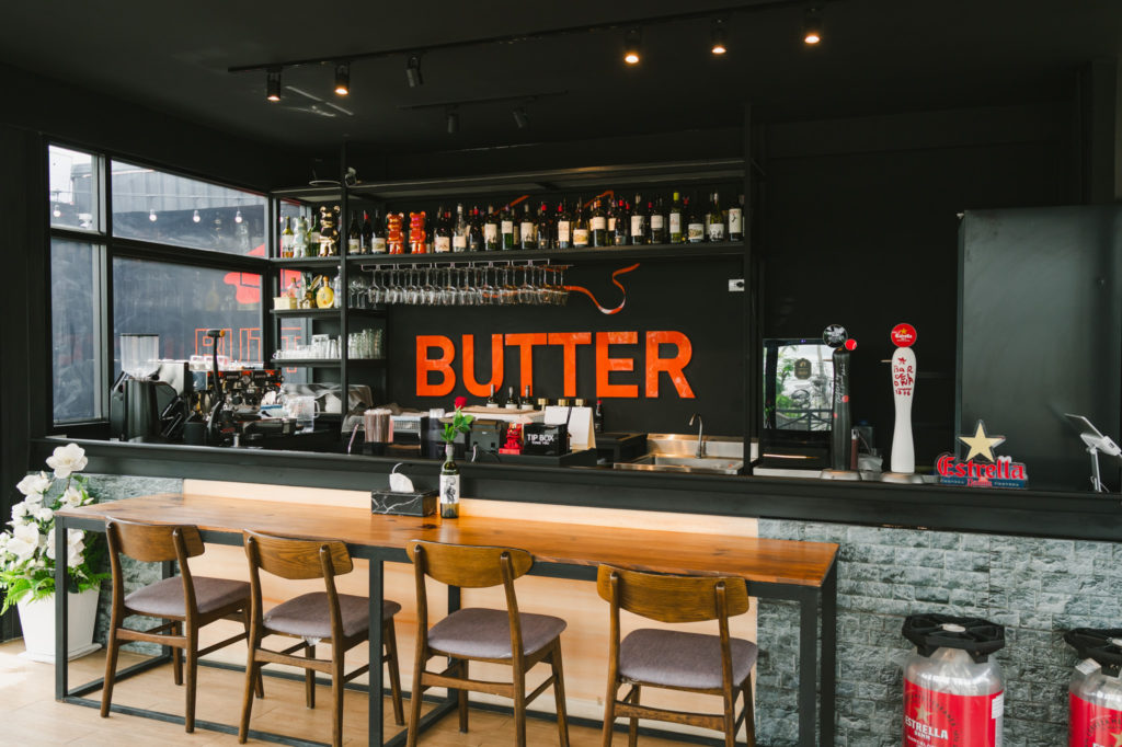 Butter Cafe & Ristorante โซนบาร์