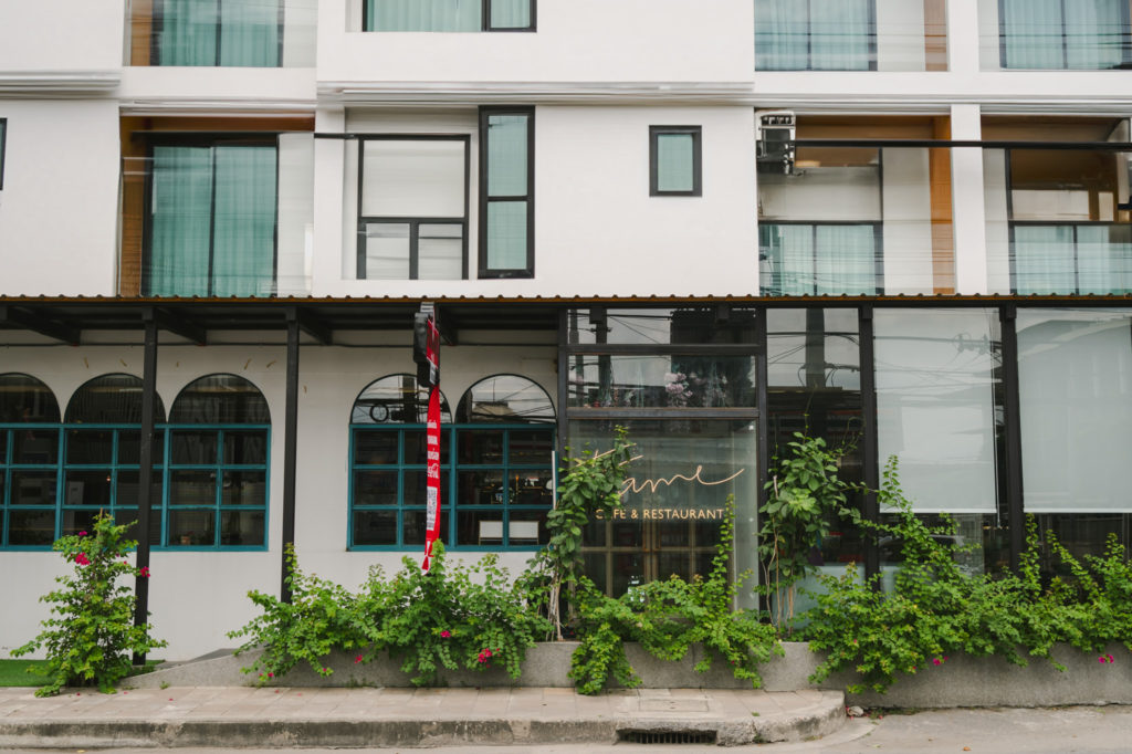 Frame Cafe & Restaurant หน้าร้าน