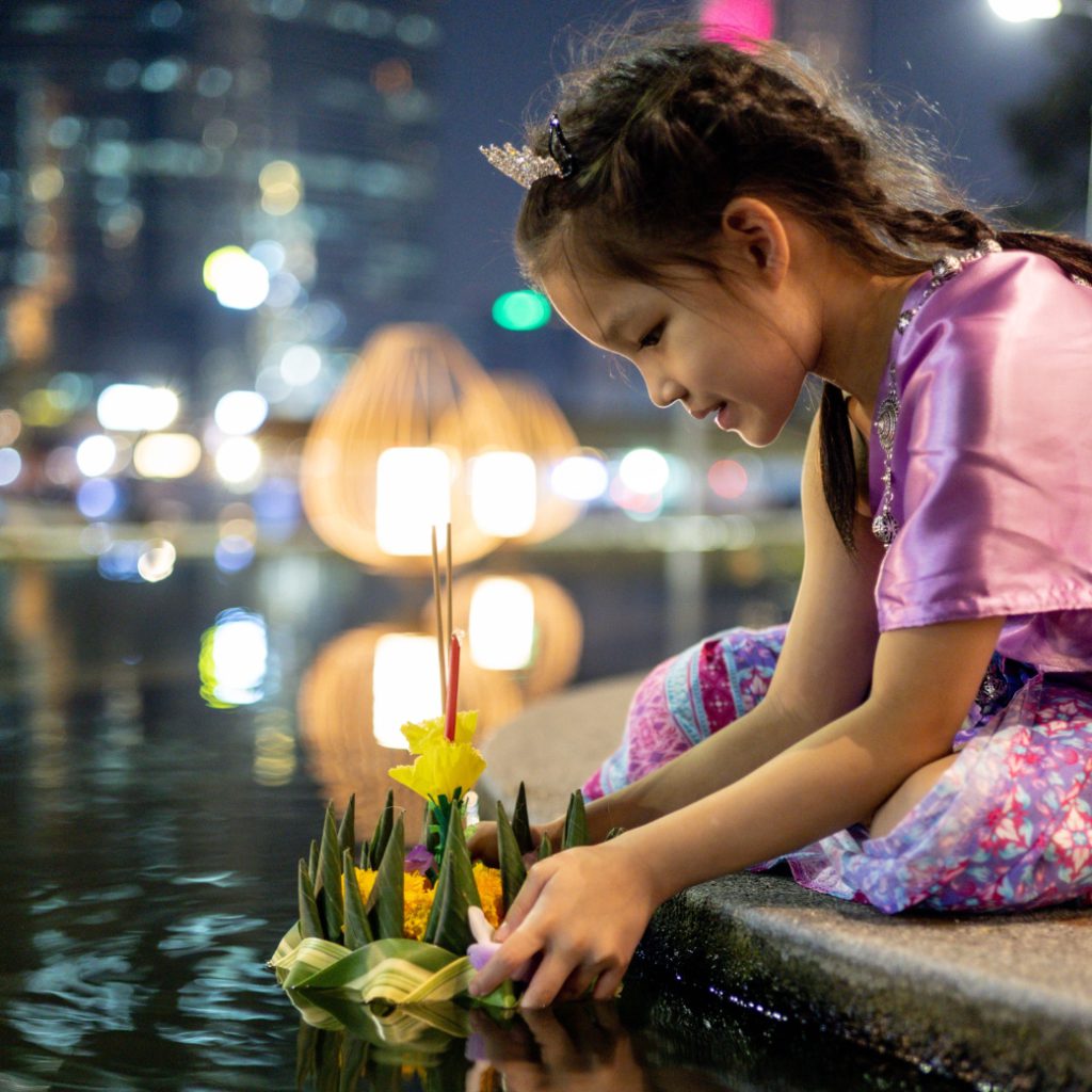 Flow Loy Krathong