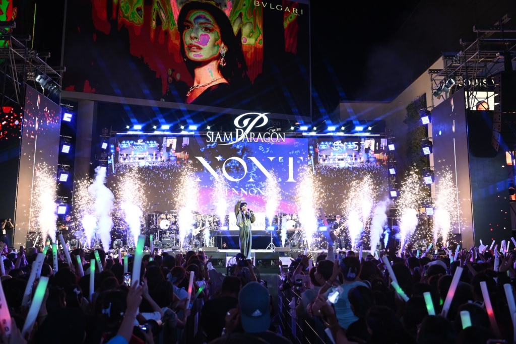 Siam Paragon 22 เคาท์ดาวน์ปีใหม่ 2025