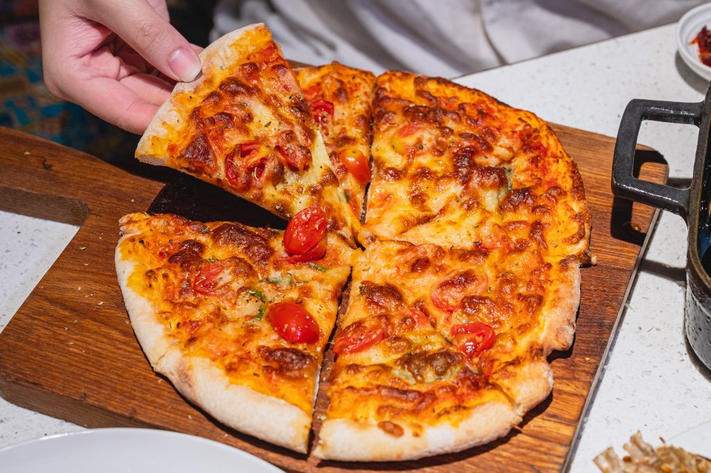 Pizza Chon Som
