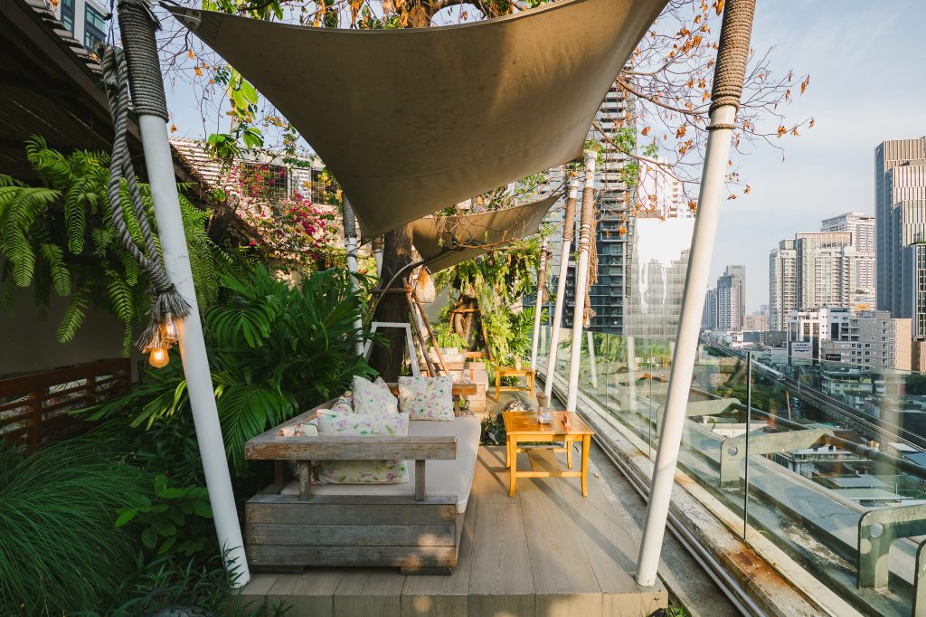 Escape Bangkok Hungry Hub 3