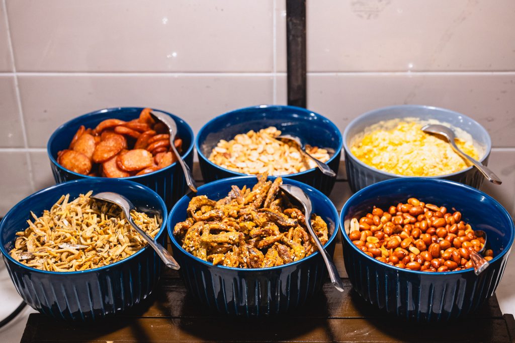 Streats Cafe ข้าวต้ม