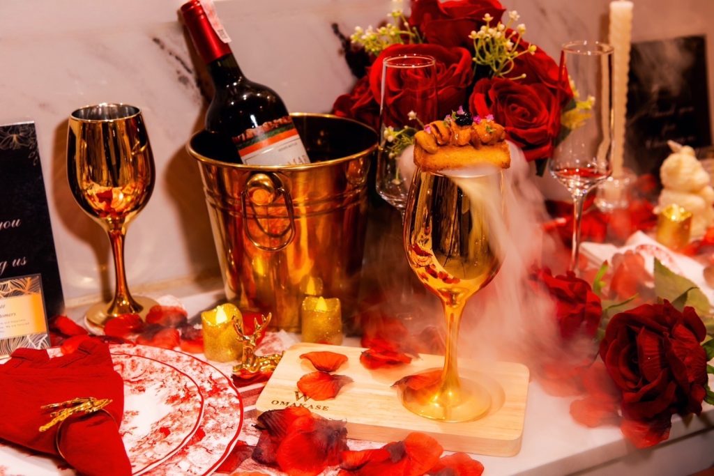 W Omakase Pradit Manutham Vday