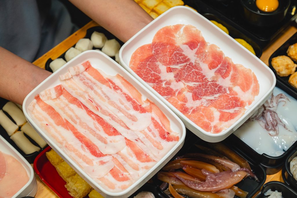 Shabu Shabu Nang Nai Sukhaphiban 3 Pork