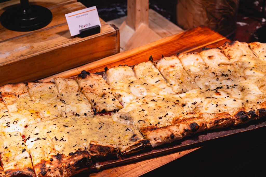 Flavors Pizza Traffle