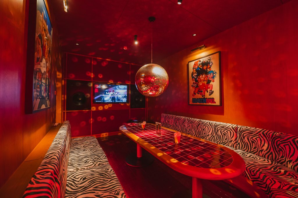 Homerun Izakaya Karaoke Room