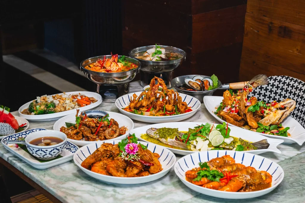 The Map Signature Seafood Set