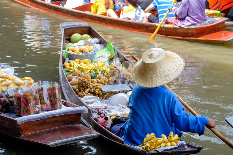 floating markets in Bangkok