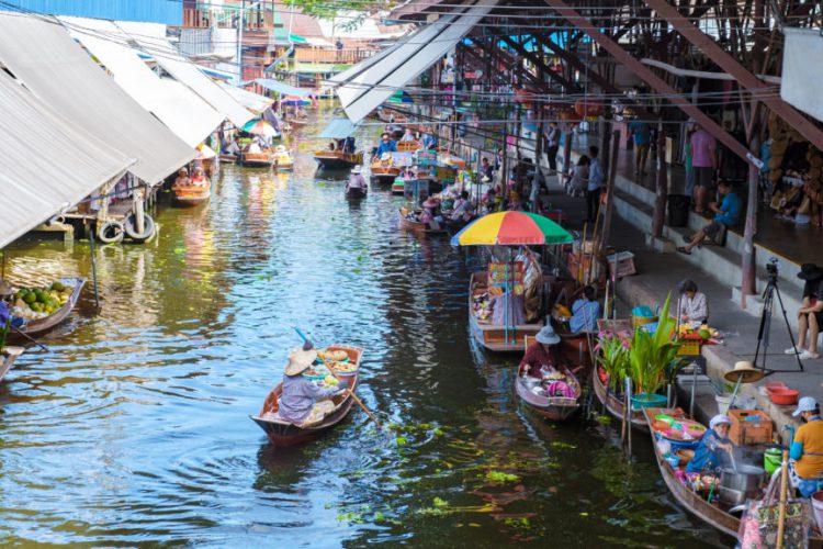 floating markets in Bangkok